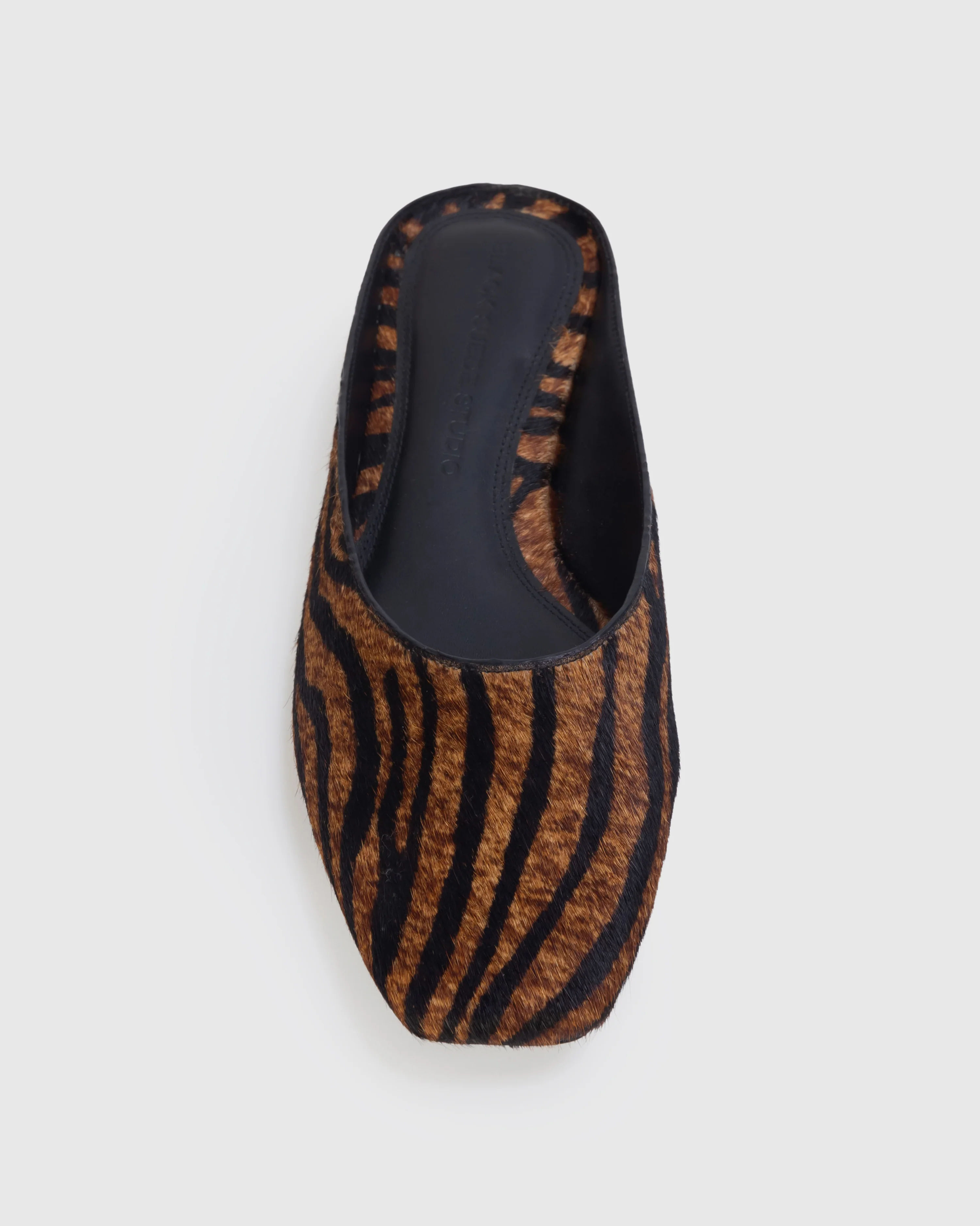 Lucia Flat Mule - Image 5